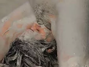 عروسک کوچک روسی که د ...
