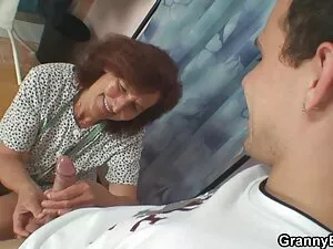 مامان گرسنه جنس ماما ...